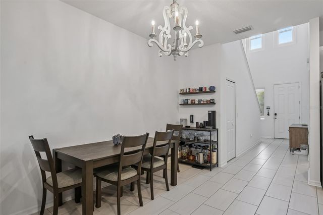 5518 LOS ROBLES COURT, Palmetto, FL 34221