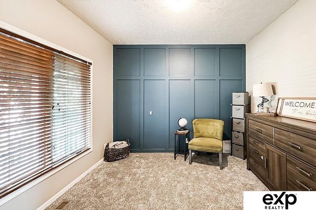 2231 Crystal Creek Drive, Papillion, NE 68046