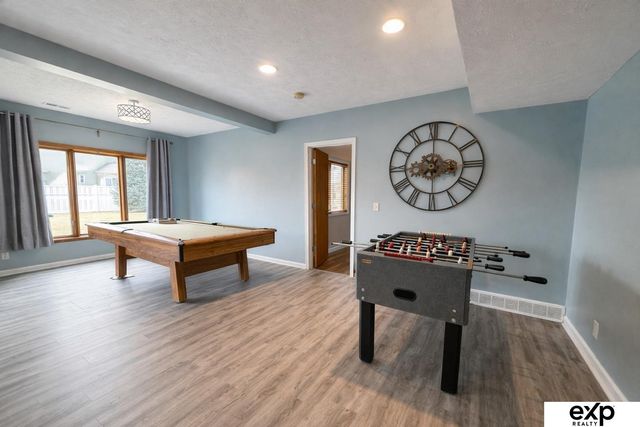 2231 Crystal Creek Drive, Papillion, NE 68046