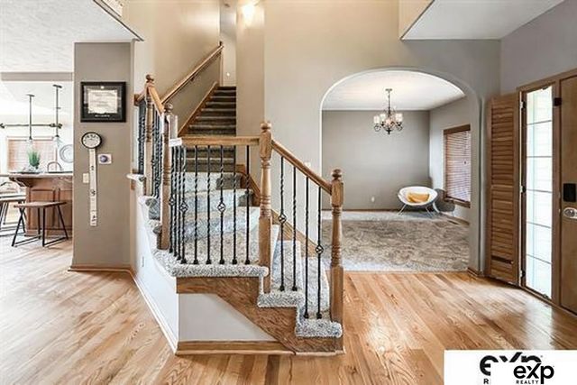 2231 Crystal Creek Drive, Papillion, NE 68046