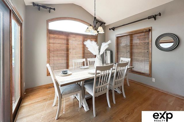 2231 Crystal Creek Drive, Papillion, NE 68046