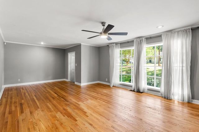 984 Lindridge Way, Atlanta, GA 30324