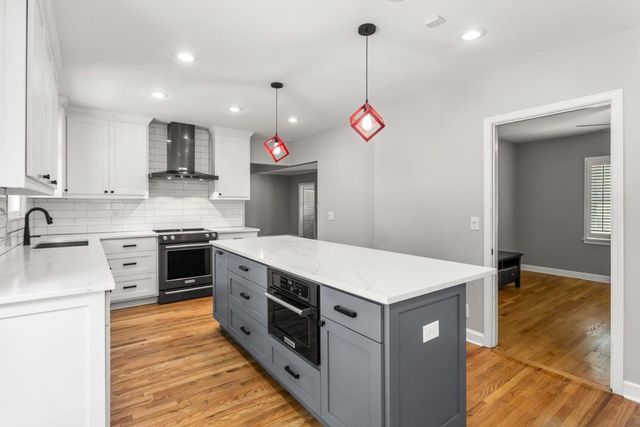 984 Lindridge Way, Atlanta, GA 30324