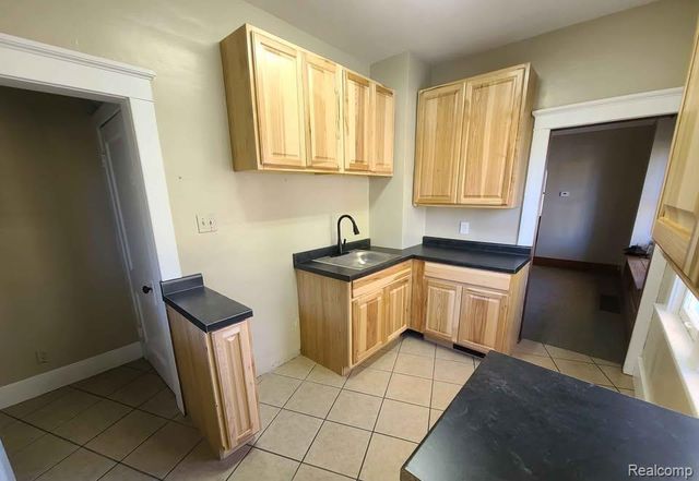 1804 12th Street, Port Huron, MI 48060