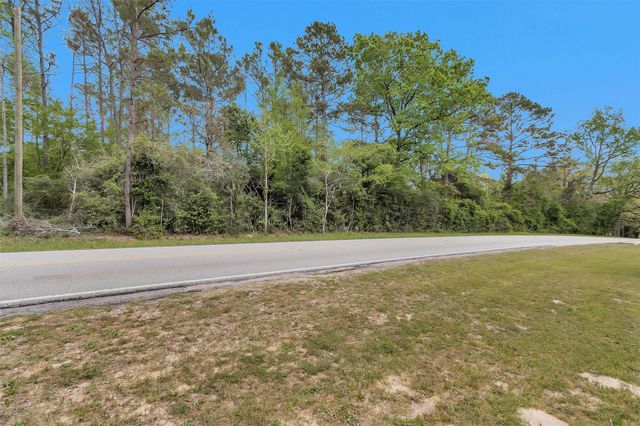 14869 County Line Road, Willis, TX 77378