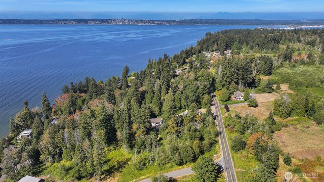 8795 Semiahmoo Drive, Blaine, WA 98230