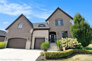 60975 STONECREST Drive, Washington Township, MI 48094