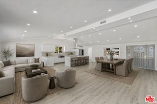 20859 Exhibit Place, Woodland Hills, CA 91367