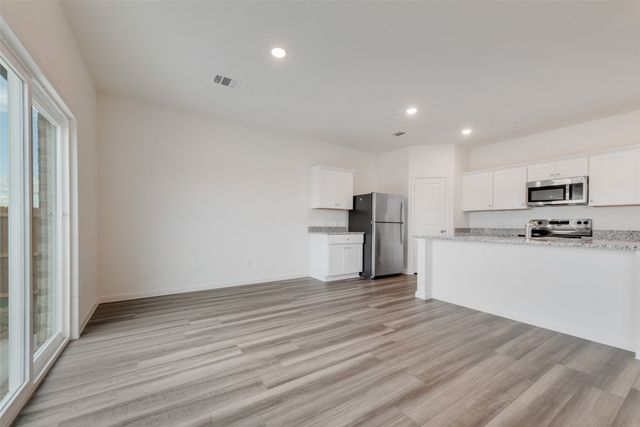 2126 Meadow Park Drive, Melissa, TX 75454