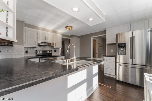 429 Russell Ave, Pohatcong Twp., NJ 08865