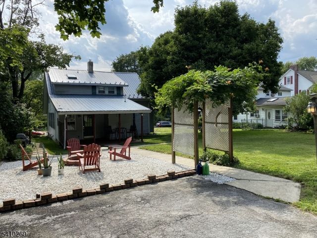 429 Russell Ave, Pohatcong Twp., NJ 08865