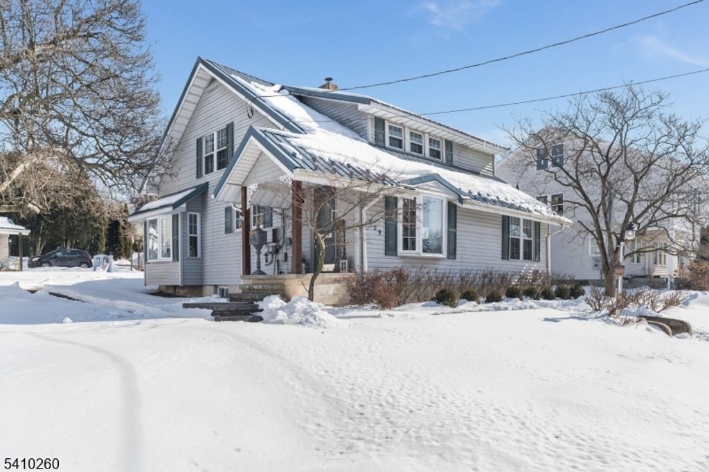 429 Russell Ave, Pohatcong Twp., NJ 08865