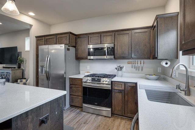 6111 Ragan Street, Madison, WI 53718