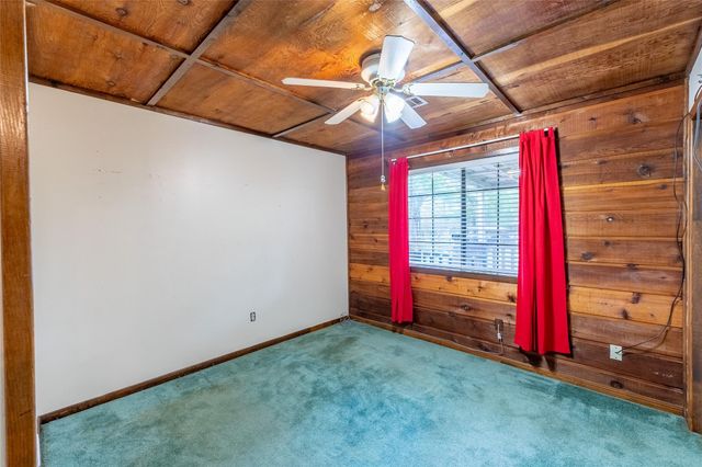 20089 Split Oak Drive, New Caney, TX 77357