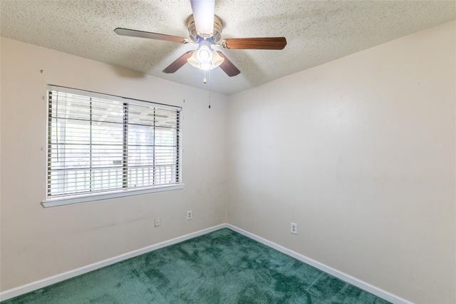 20089 Split Oak Drive, New Caney, TX 77357