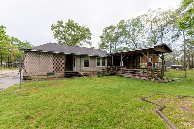 20089 Split Oak Drive, New Caney, TX 77357