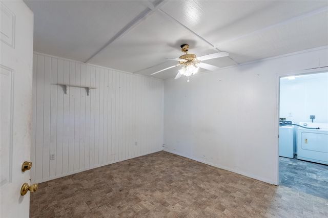 20089 Split Oak Drive, New Caney, TX 77357