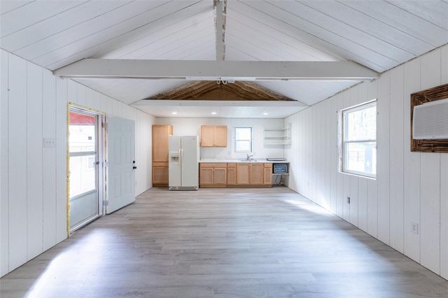 20089 Split Oak Drive, New Caney, TX 77357