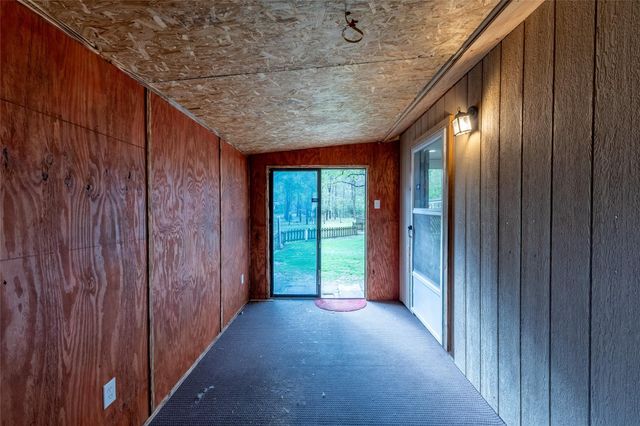 20089 Split Oak Drive, New Caney, TX 77357