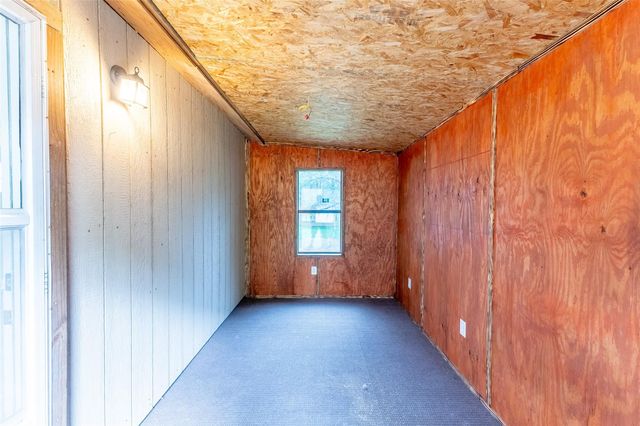 20089 Split Oak Drive, New Caney, TX 77357