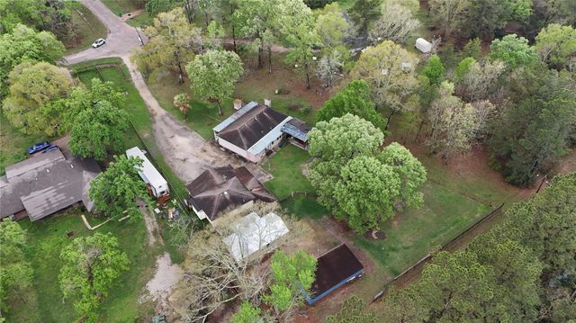 20089 Split Oak Drive, New Caney, TX 77357