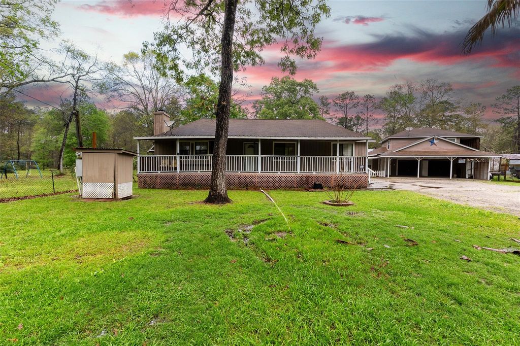 20089 Split Oak Drive, New Caney, TX 77357