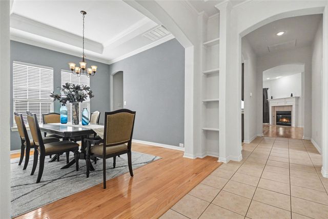 1729 Auburn Drive, Carrollton, TX 75007