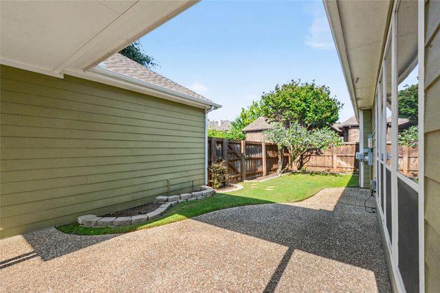 1729 Auburn Drive, Carrollton, TX 75007