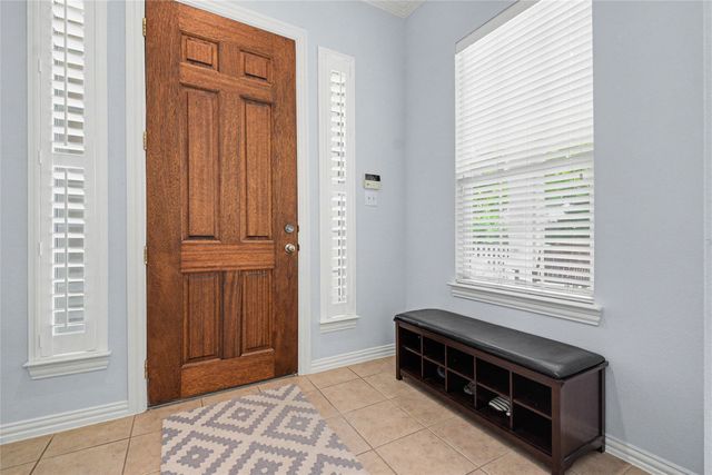 1729 Auburn Drive, Carrollton, TX 75007
