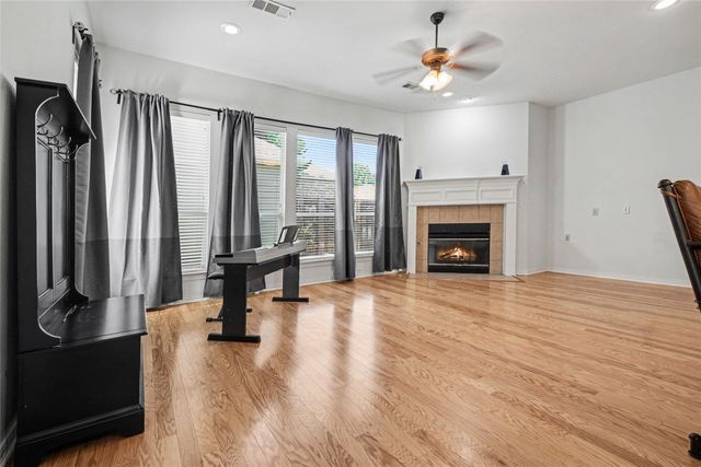 1729 Auburn Drive, Carrollton, TX 75007
