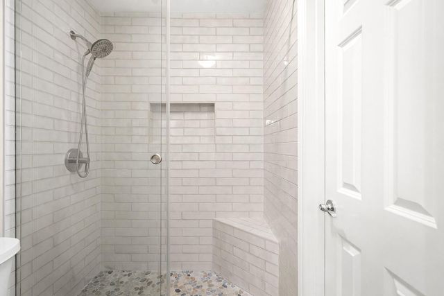 2111 N Shadow Grove Ln, Richmond, TX 77406