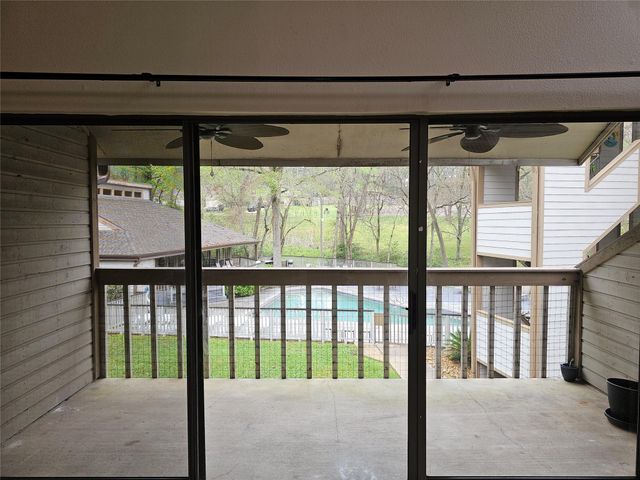 3900 Aspen Drive B201, Montgomery, TX 77356