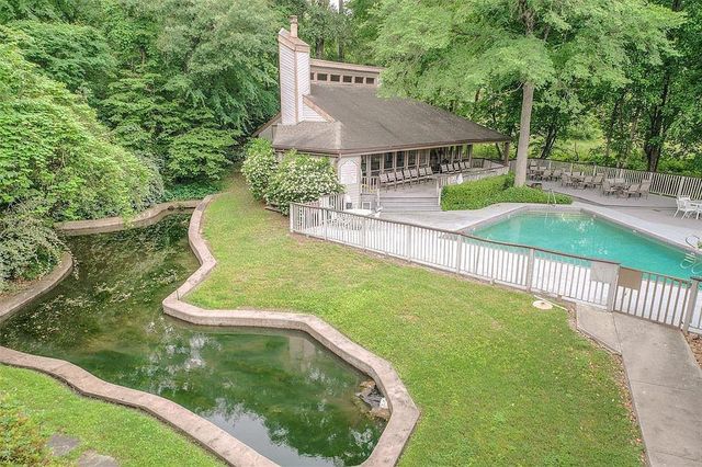 3900 Aspen Drive B201, Montgomery, TX 77356