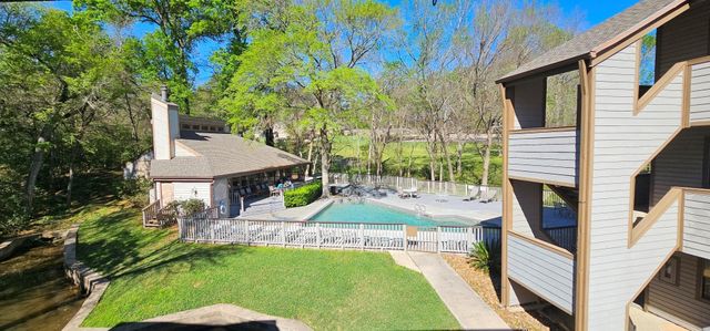 3900 Aspen Drive B201, Montgomery, TX 77356