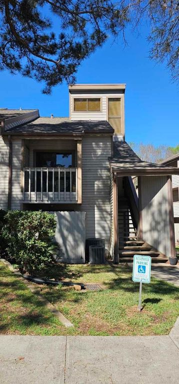 3900 Aspen Drive B201, Montgomery, TX 77356