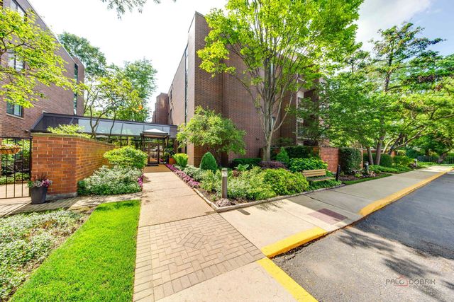 2200 Bouterse Street 407, Park Ridge, IL 60068