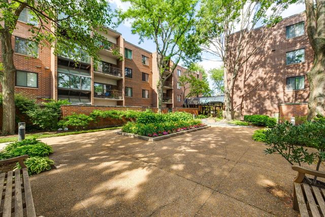 2200 Bouterse Street 407, Park Ridge, IL 60068