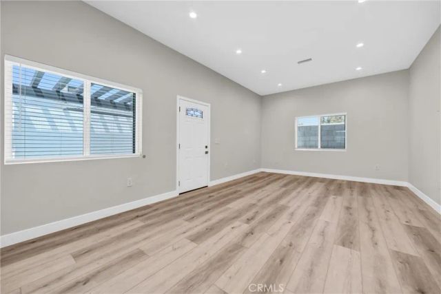 9998 Louise Avenue, Northridge, CA 91325