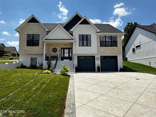 276 Lochmere Drive, Morristown, TN 37814