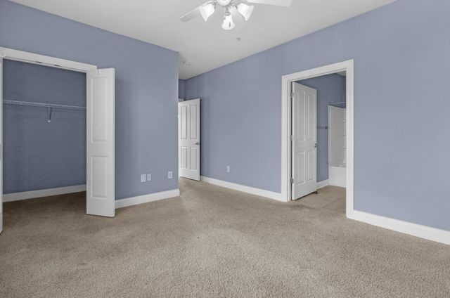 2244 Ashley Crossing Drive 1131, Charleston, SC 29414