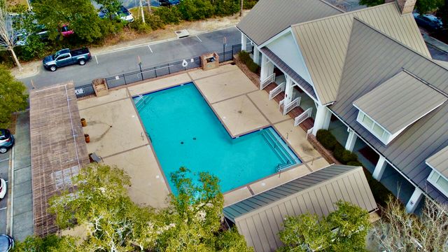 2244 Ashley Crossing Drive 1131, Charleston, SC 29414