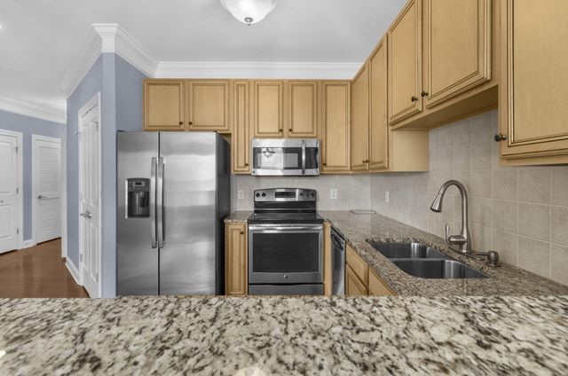 2244 Ashley Crossing Drive 1131, Charleston, SC 29414