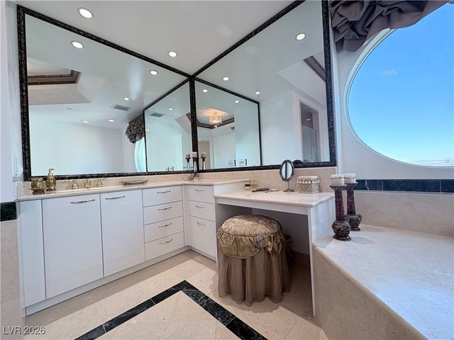 2857 Paradise Road PH2904, Las Vegas, NV 89109