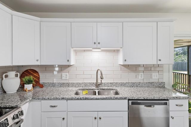 295 Jared Drive, Fuquay Varina, NC 27526