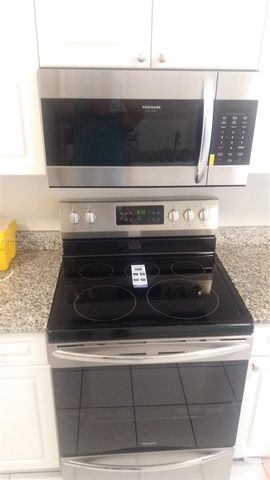 17275 Collins Ave 801, Sunny Isles Beach, FL 33160