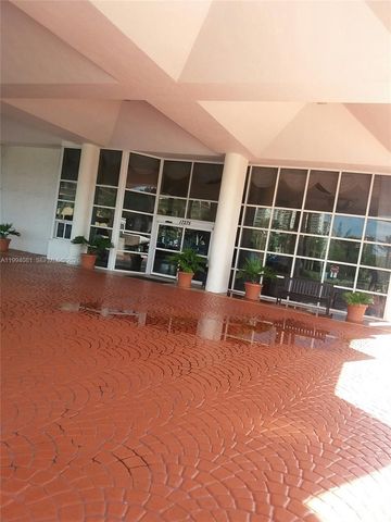 17275 Collins Ave 801, Sunny Isles Beach, FL 33160