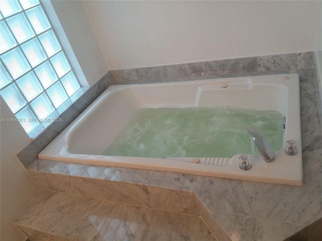 17275 Collins Ave 801, Sunny Isles Beach, FL 33160