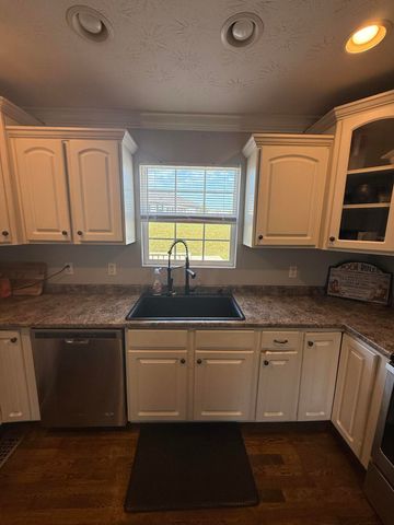 426 Bryants Way, London, KY 40741