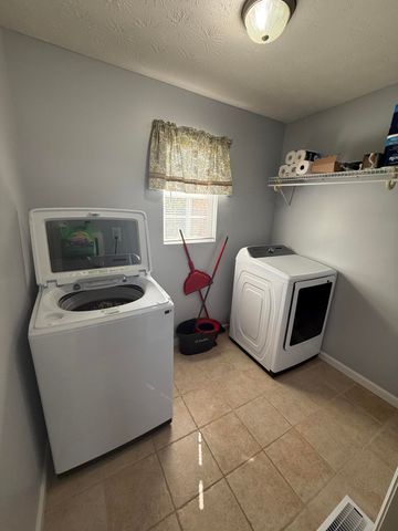 426 Bryants Way, London, KY 40741