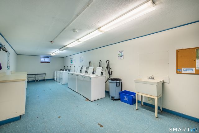 185 Melba Street APT 109, Milford, CT 06460